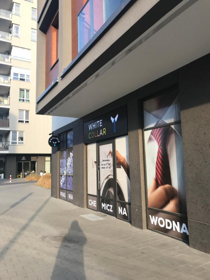 Warsaw - Aparts Lotnisko Okecie Daire Dış mekan fotoğraf
